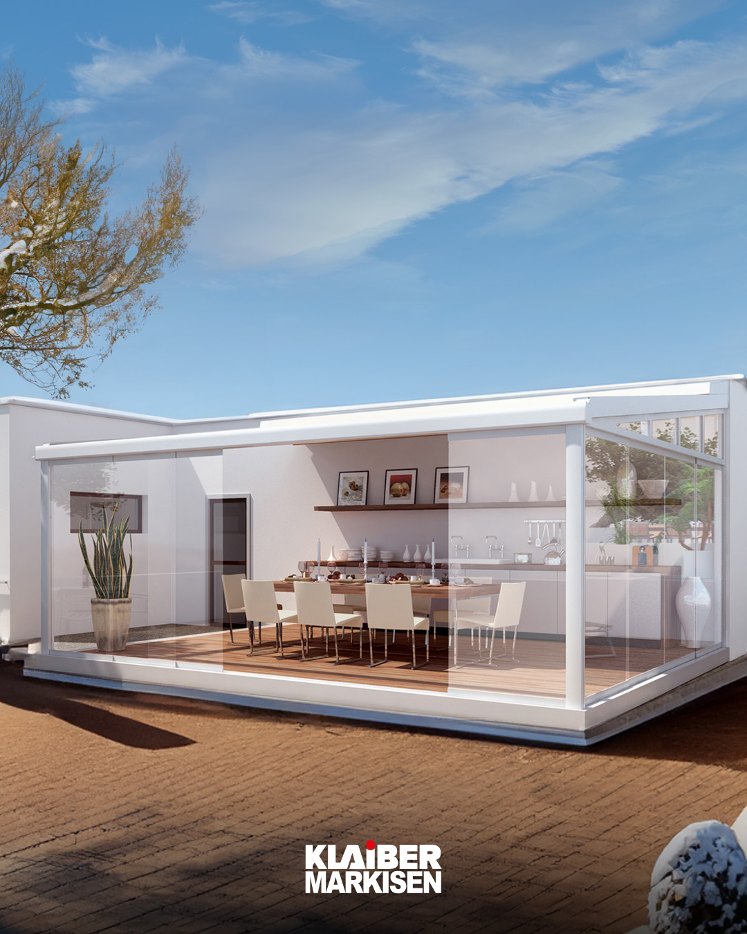 Heller Terrassenraum mit Glas und Wetterschutz
